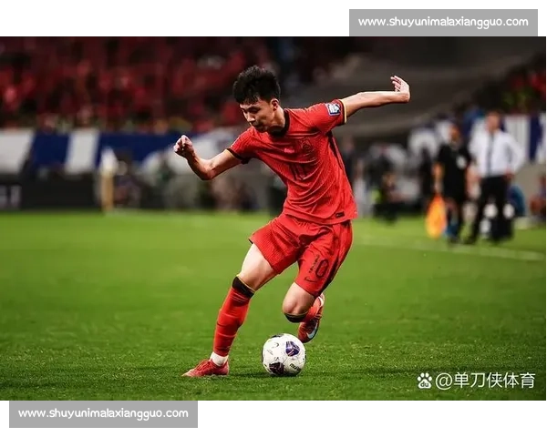 国足迎战中国香港:客队剑指破门保平,边路对决暗藏玄机 国足迎战中国香港:客队剑指破门保平,边路对决暗藏玄机