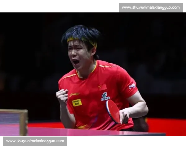 王楚钦首登Wallpaper封面：当冠军之手遇见千年匠心