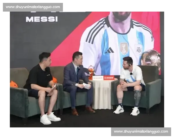 纳赛尔赛场晤梅西妻子：温情互动背后的巴黎战略